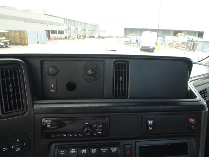 2020 International LT625-20