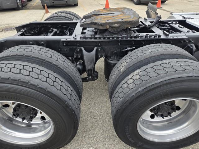 2019 International LT625-15