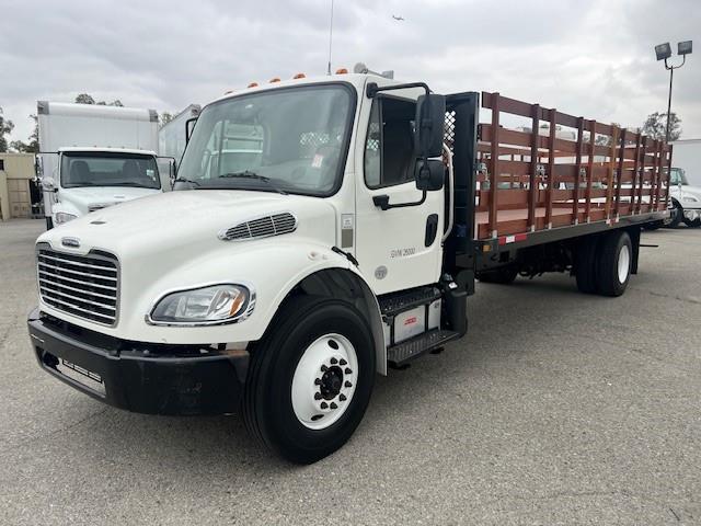 2021 Freightliner Business Class M2 106-1