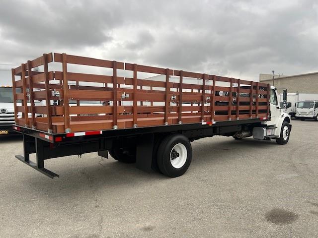 2021 Freightliner Business Class M2 106-3