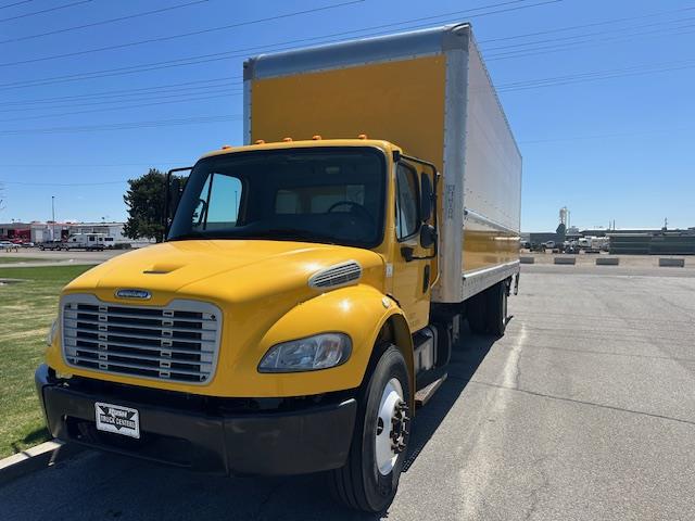 2020 Freightliner Business Class M2 106-1