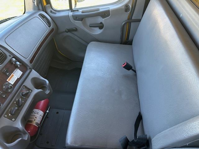 2020 Freightliner Business Class M2 106-24