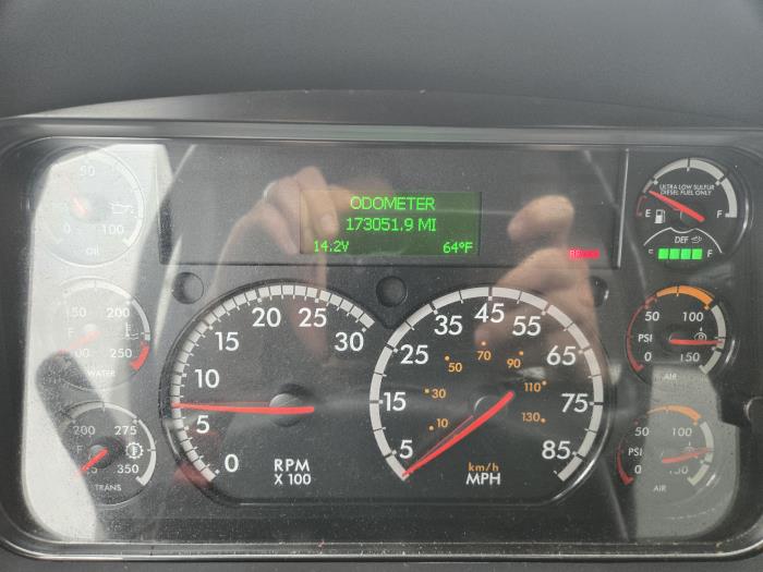 2022 Freightliner Business Class M2 106-1