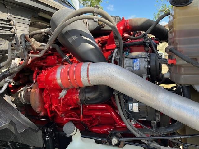 2021 International LT625-18