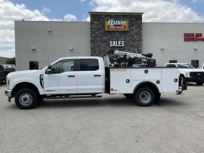 2025 Ford F-350-2