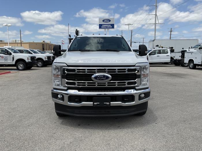2025 Ford F-350-9