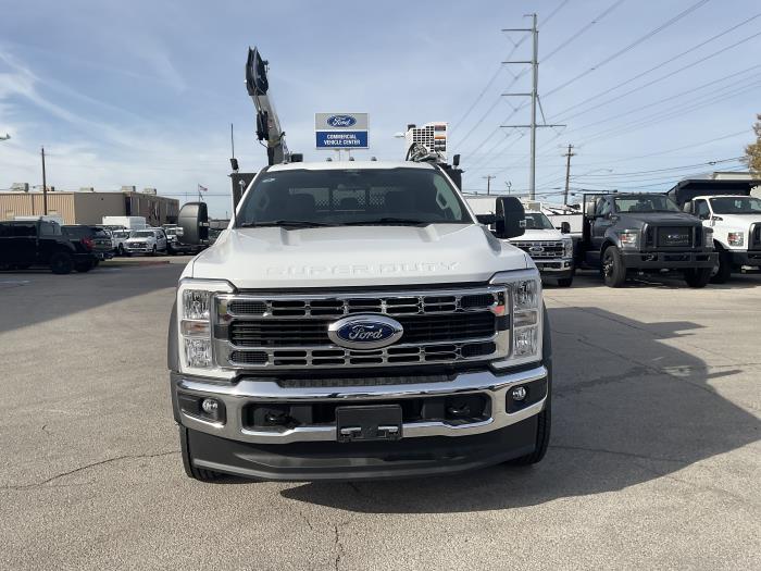 2025 Ford F-550-8