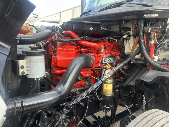 2019 International LT625-15