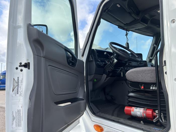 2019 International LT625-23