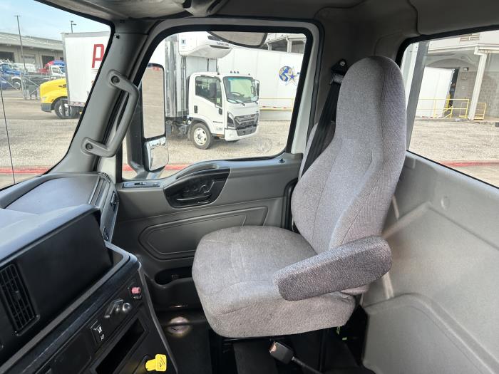2019 International LT625-24