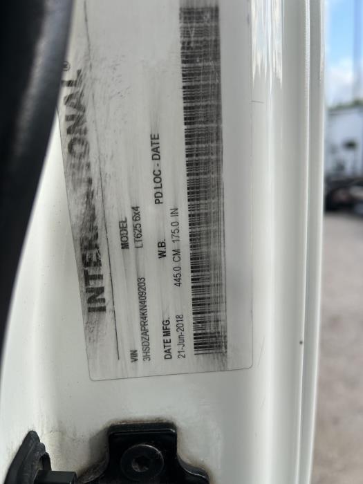 2019 International LT625-26