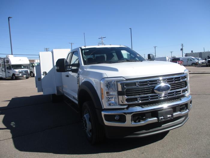 2025 Ford F-550-2