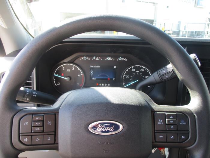 2025 Ford F-550-14