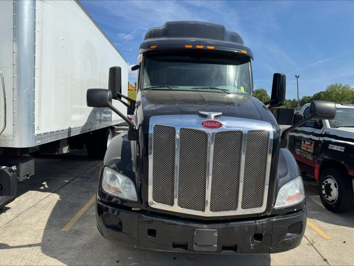 2019 Peterbilt 579-2