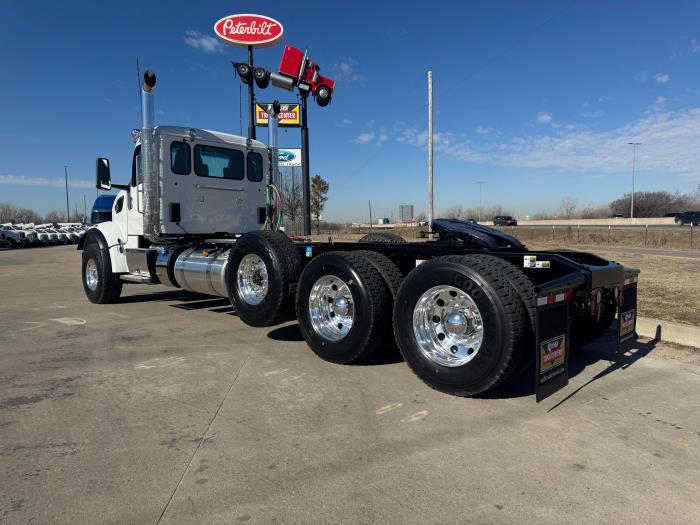 2026 Peterbilt 567-3