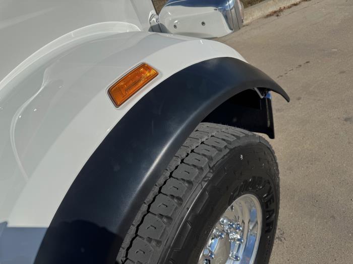 2026 Peterbilt 567-11
