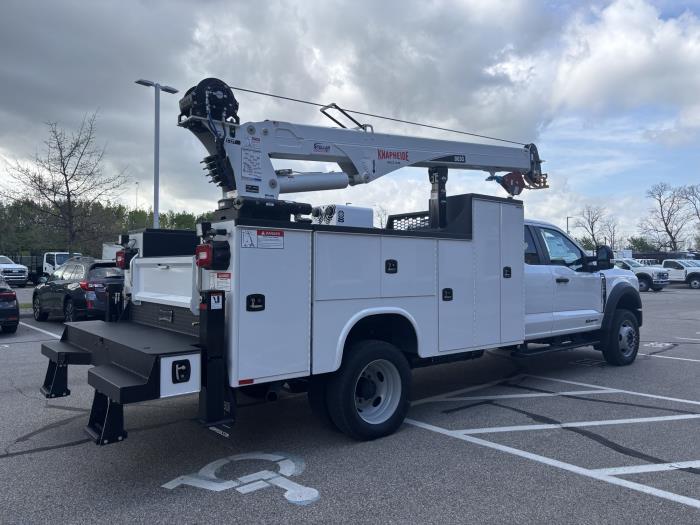2024 Ford F-550-6