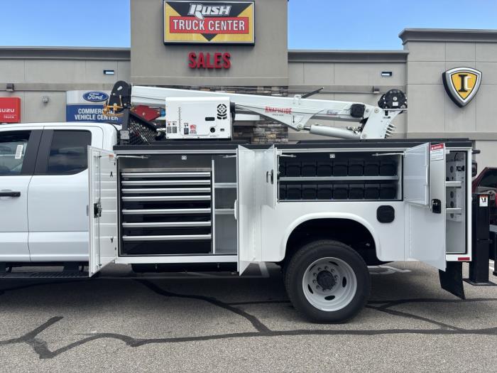 2024 Ford F-550-16