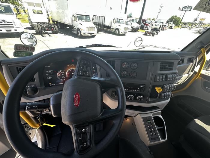 2025 Peterbilt 567-9