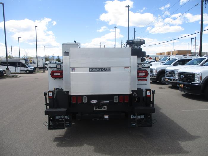 2024 Ford F-550-4