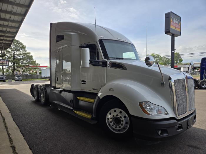 2021 Kenworth T680-1