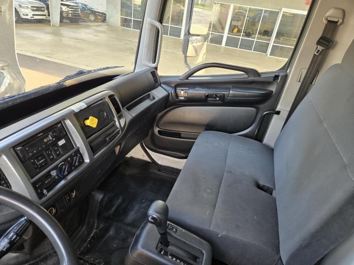 2019 Hino 268A-10