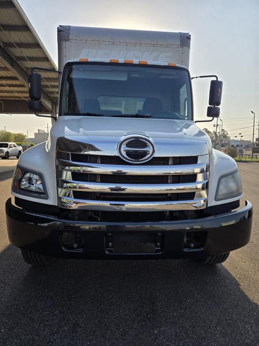 2019 Hino 268A-20