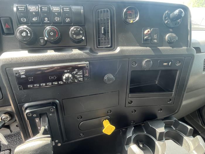 2021 International MV607-11