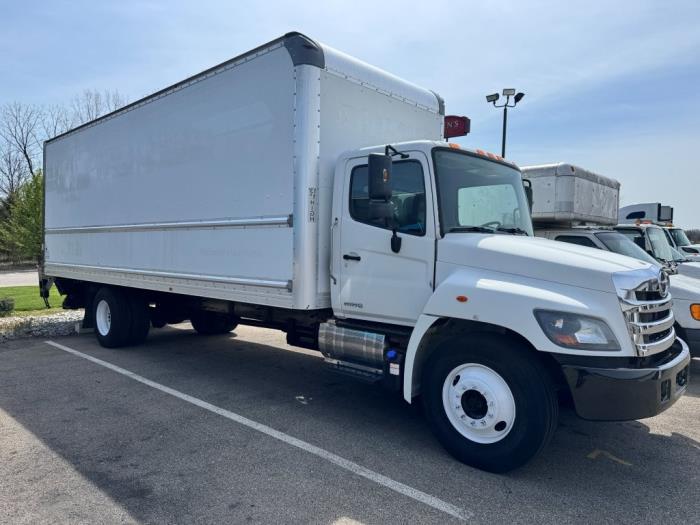 2019 Hino 268A-1