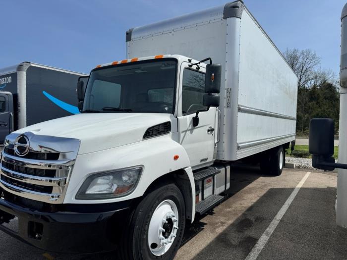 2019 Hino 268A-3