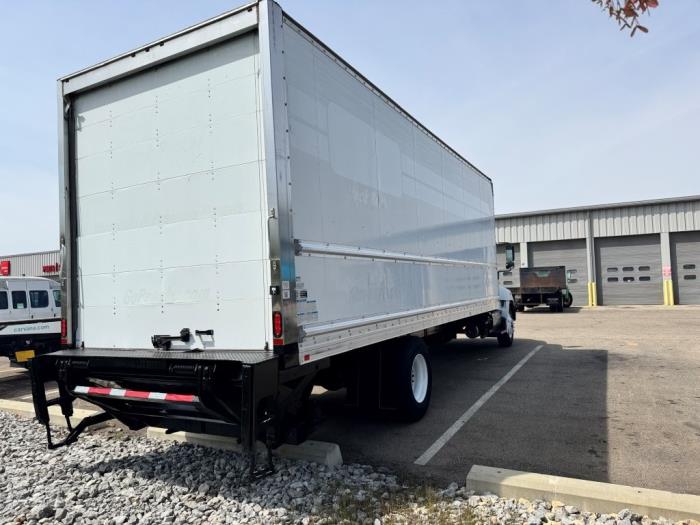 2019 Hino 268A-6