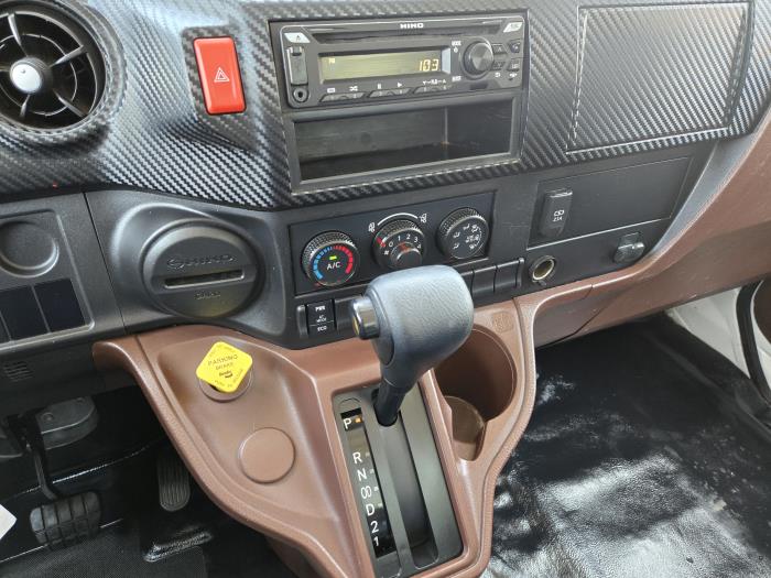 2021 Hino L6-4