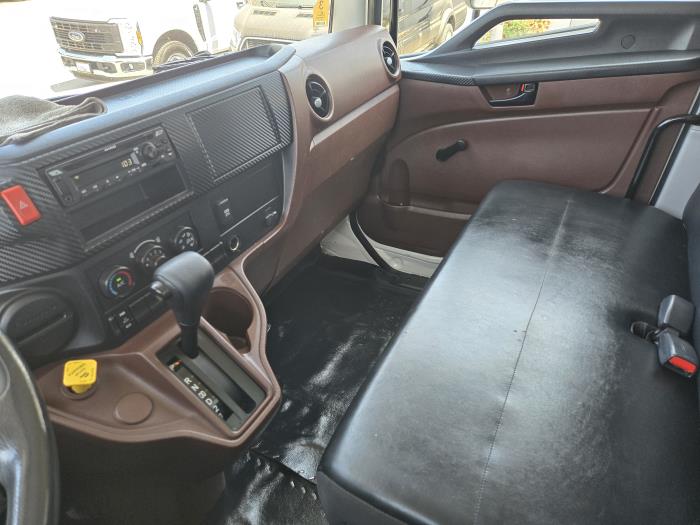 2021 Hino L6-5
