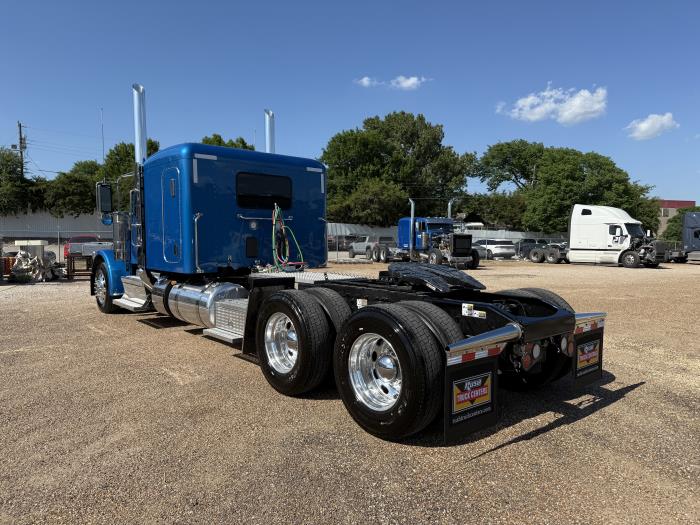 2026 Peterbilt 589-4