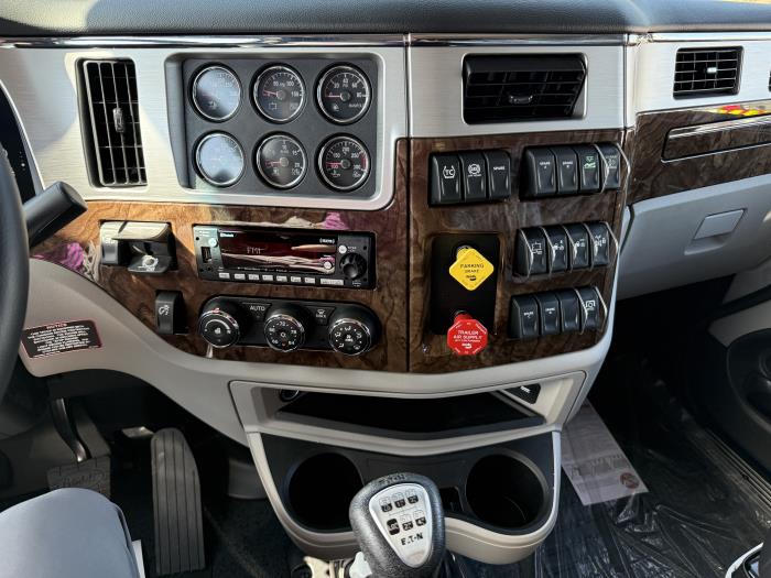 2026 Peterbilt 589-34