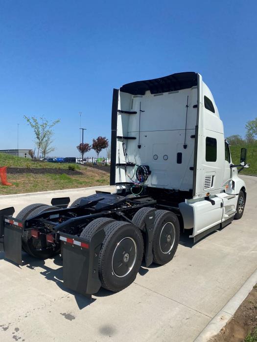 2025 International LT625-4