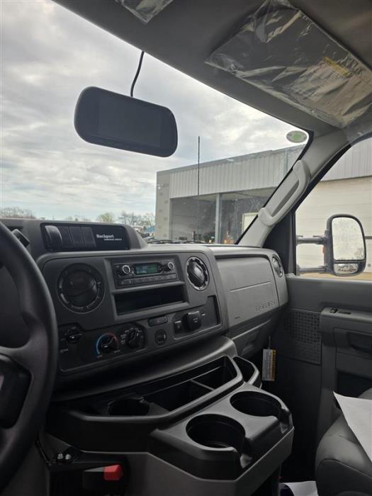 2025 Ford E-350-12