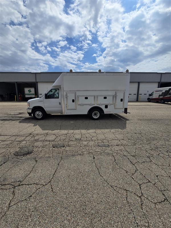 New 2025 Ford E-350 Rockport FRP Service Utility Van for sale #1867772 - photo 5