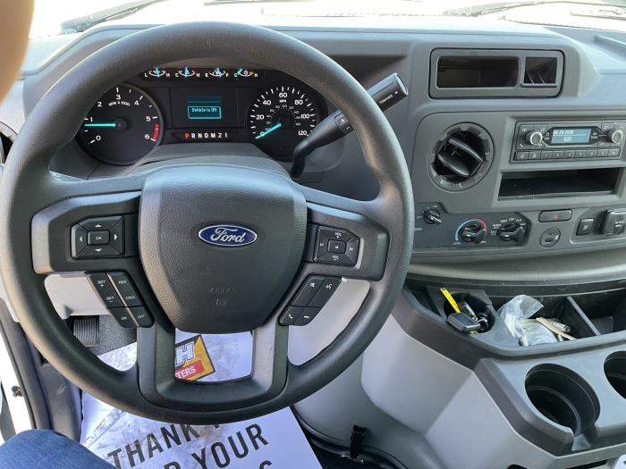 2025 Ford E-350-13