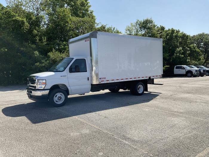 2026 Ford E-450-2