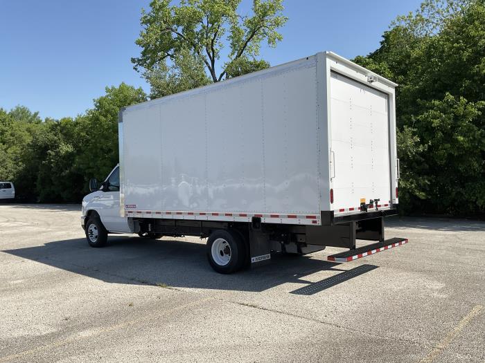 2026 Ford E-450-3