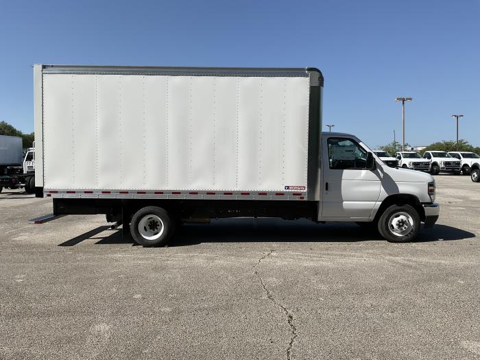 2026 Ford E-450-6