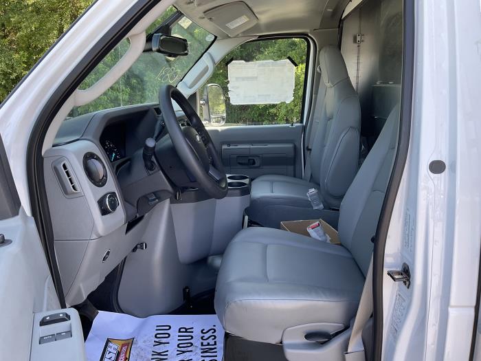 2026 Ford E-450-10