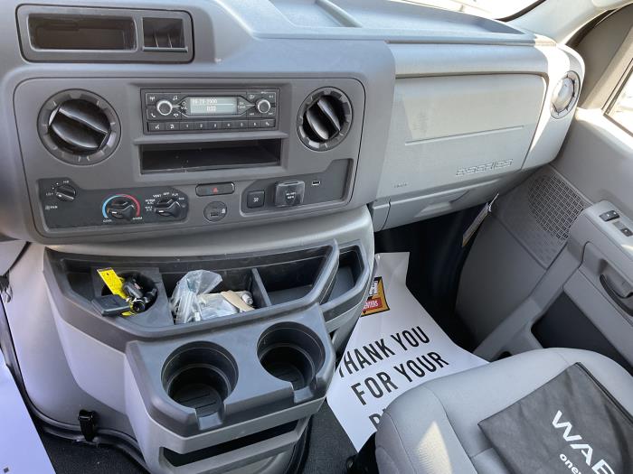 2026 Ford E-350-2