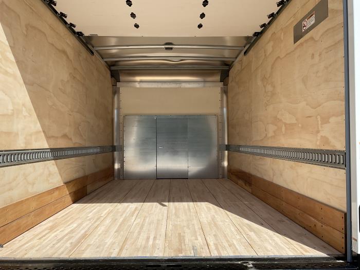 2026 Ford E-350-10