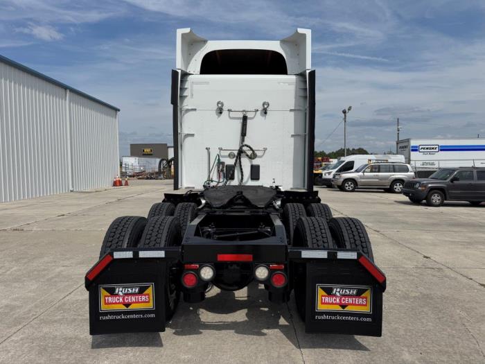 2020 Peterbilt 579-6