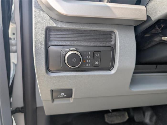 2025 Ford F-450-17