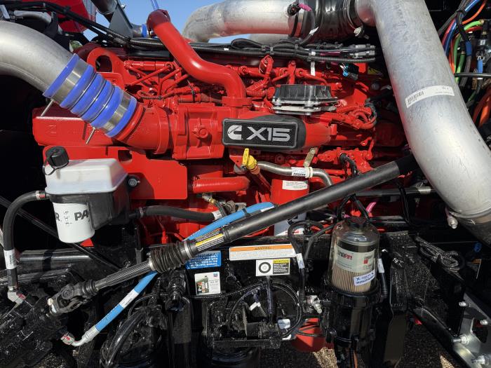 2026 Peterbilt 589-60