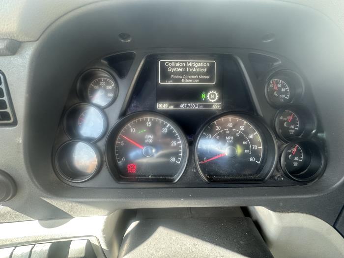 2021 Peterbilt 579-12