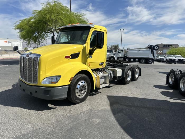 2021 Peterbilt 579-1